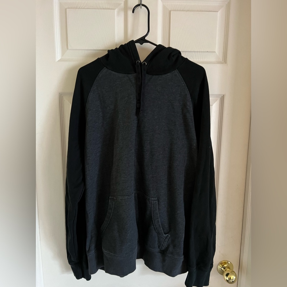 Goodfellow & CO Gray and Black XL Sweatshirt